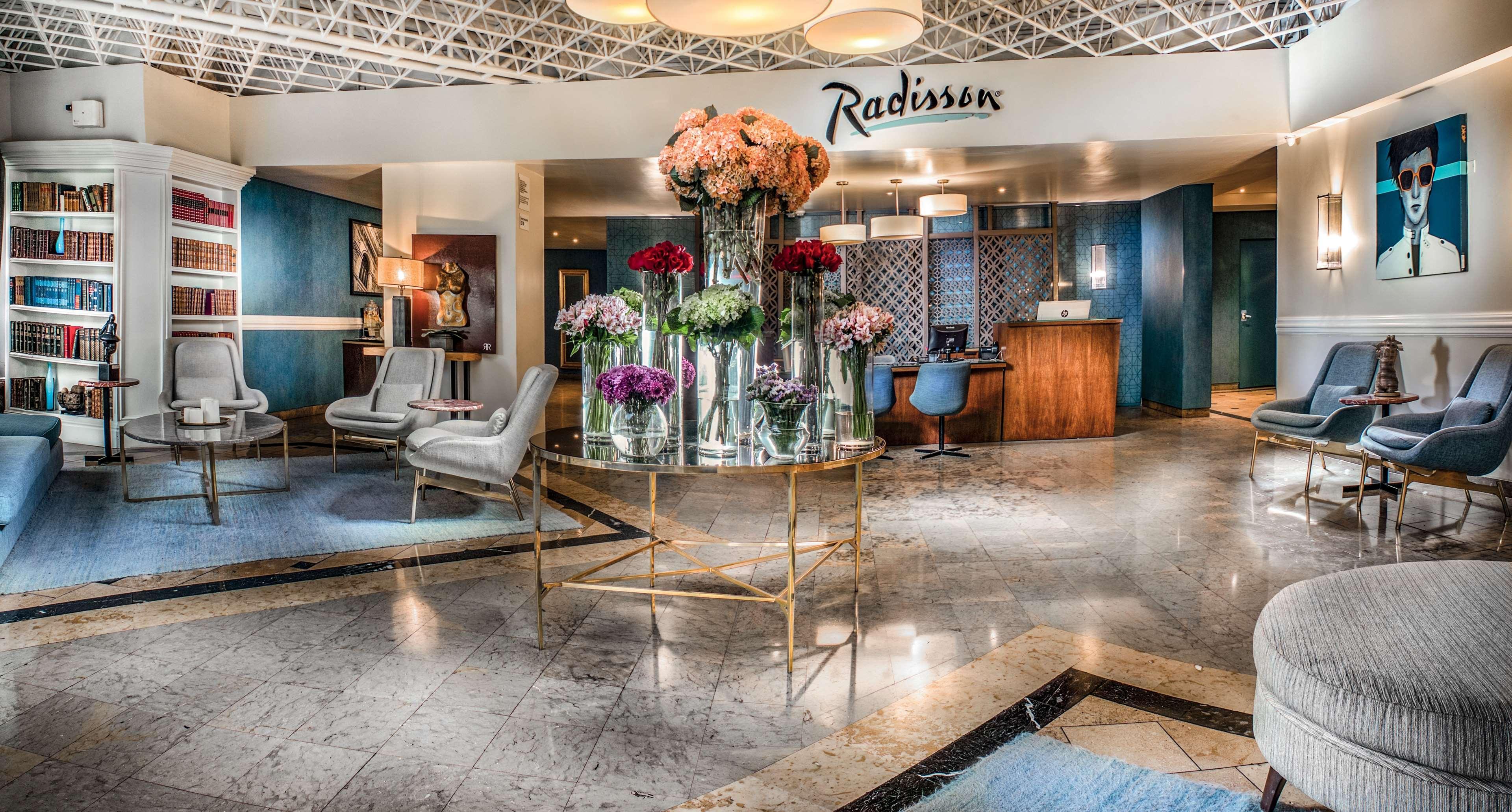 Radisson Hotel Plaza del Bosque Distretto di Distretto di Lima Esterno foto