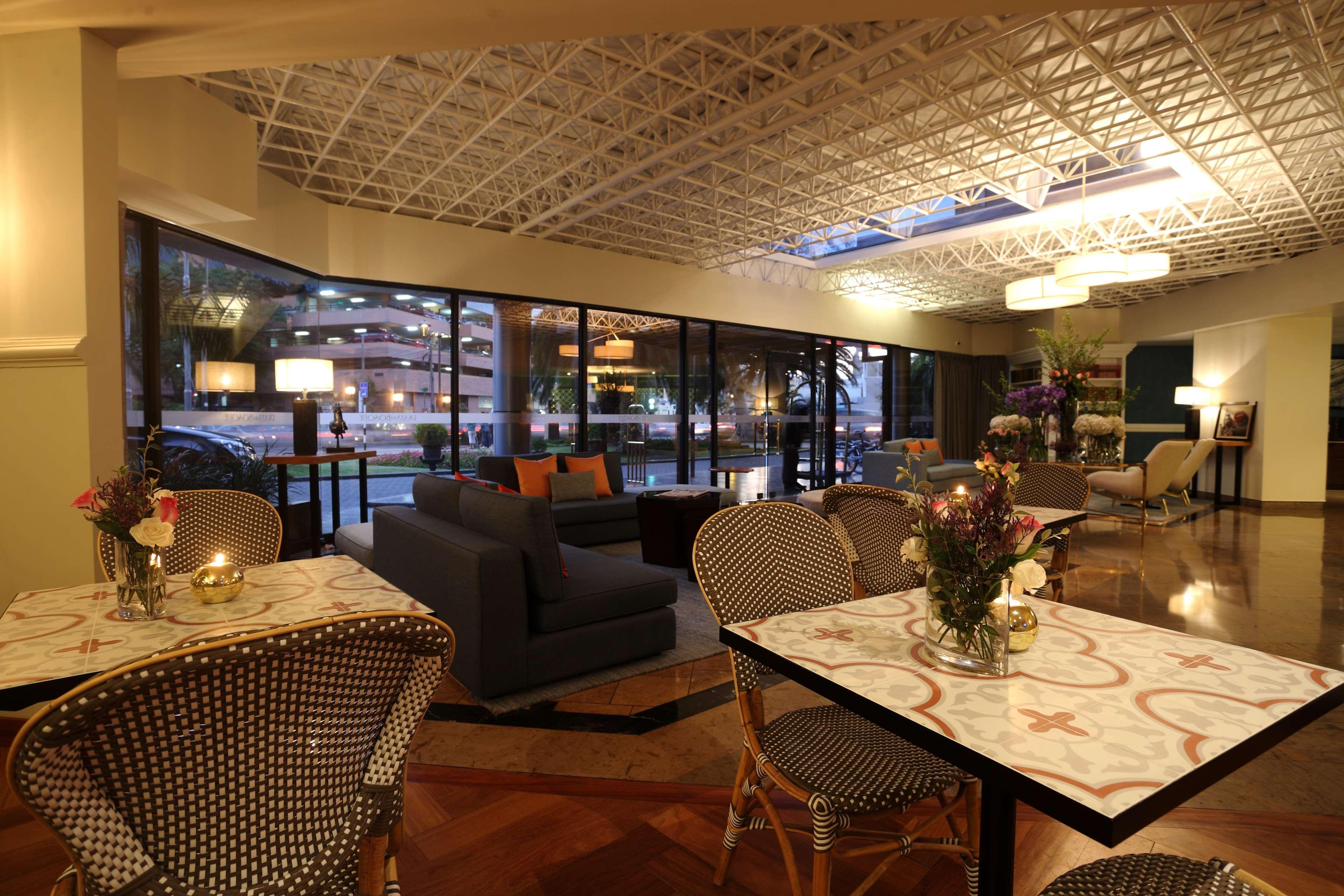 Radisson Hotel Plaza del Bosque Distretto di Distretto di Lima Esterno foto